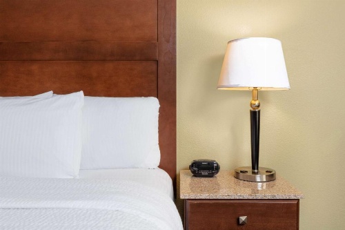 La Quinta Inn & Suites by Wyndham Las Vegas Airport South image 31