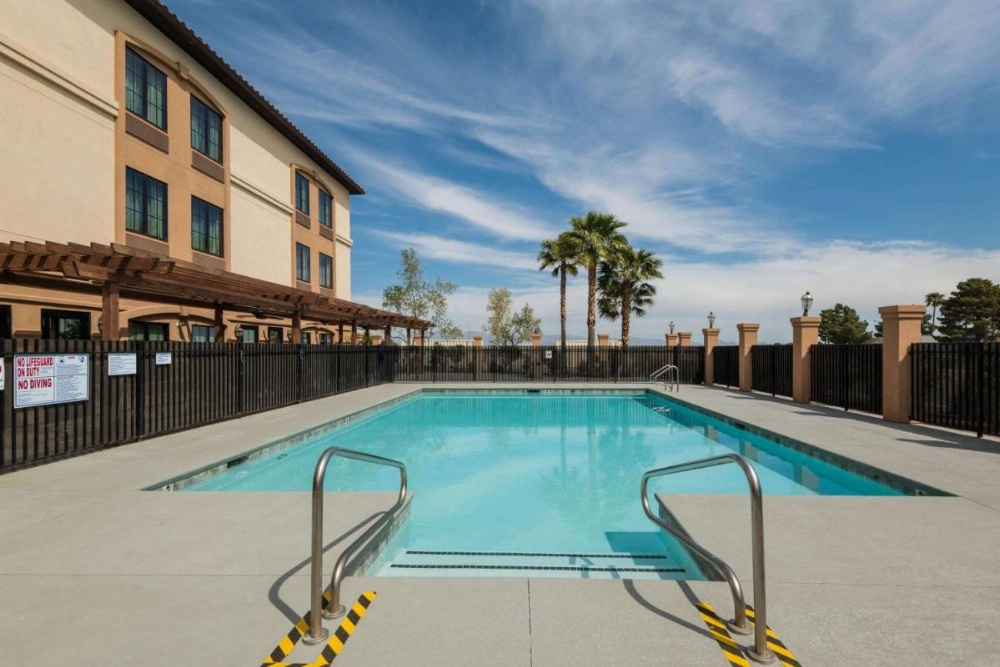 La Quinta Inn & Suites by Wyndham Las Vegas Airport South Image 6